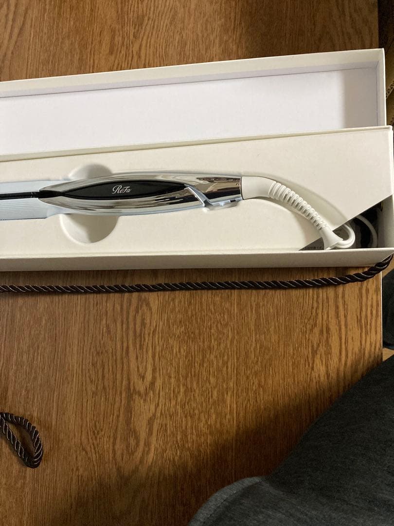 ⭐︎ほぼ新品⭐︎ ReFa ストレートヘアアイロン RE-BM-02A ホワイト