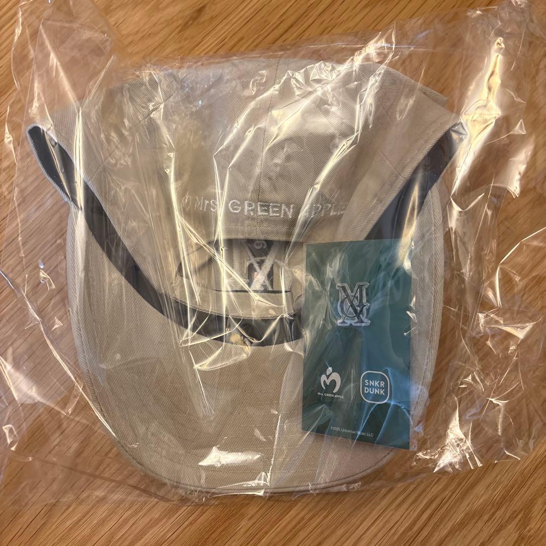 ミセス NEW ERA キャップ ベージュ