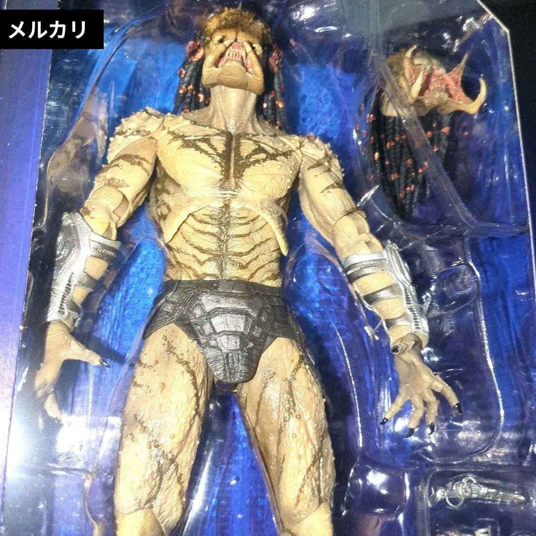 NECA ／アンアーマード•アサシンプレデター ／ザ•プレデター新品未開封品