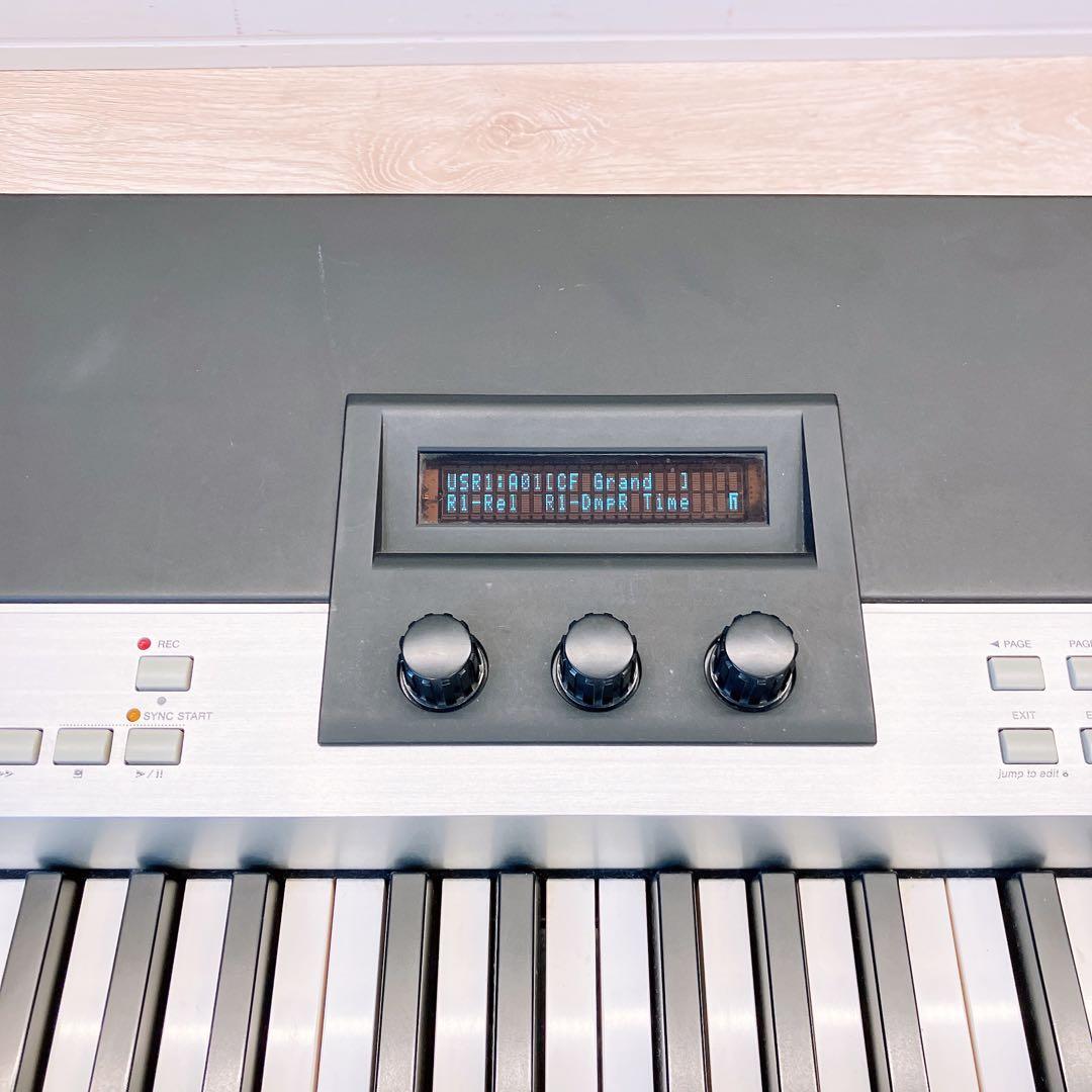 YAMAHA CP5 ステージピアノ