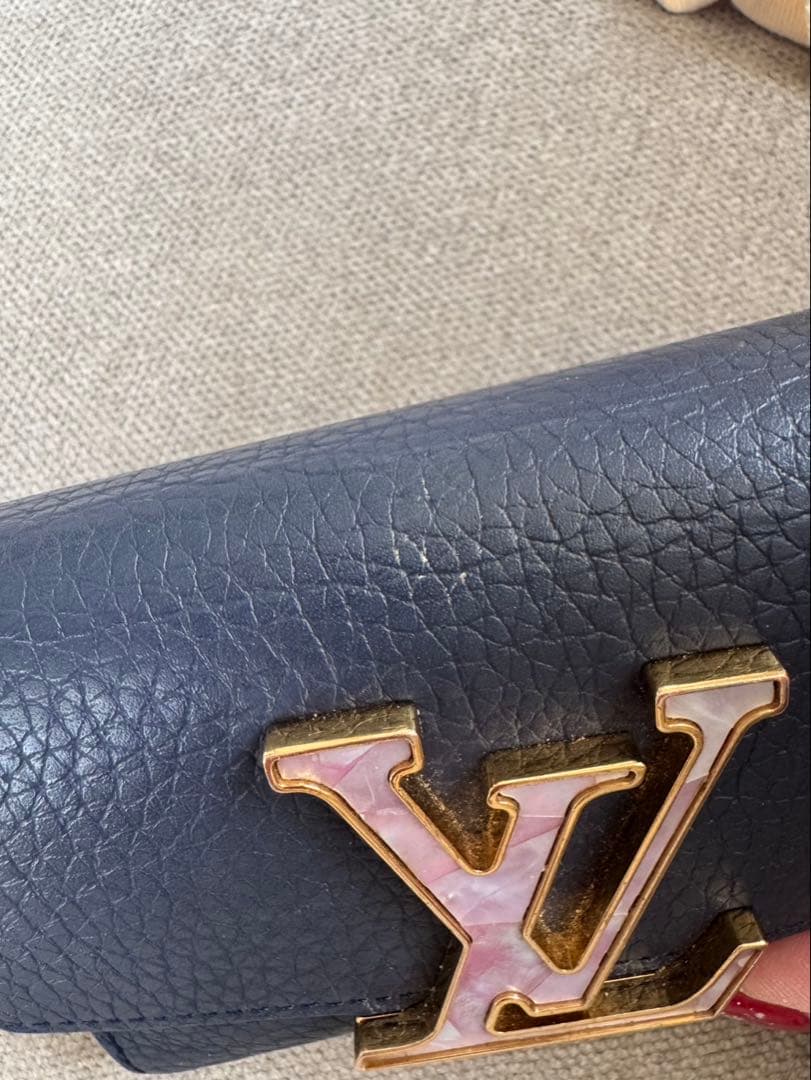 ルイヴィトン 限定ポルトフォイユ カプシーヌ コンパクト 三つ折り 財布