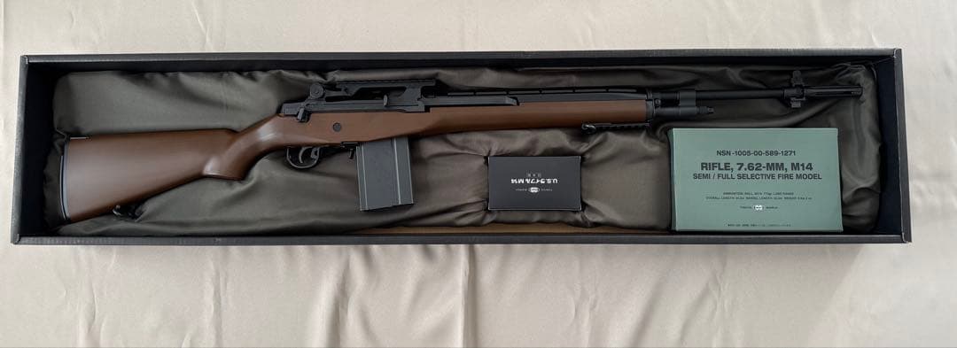 東京マルイ　電動M14 ウッドストックタイプ　カスタム