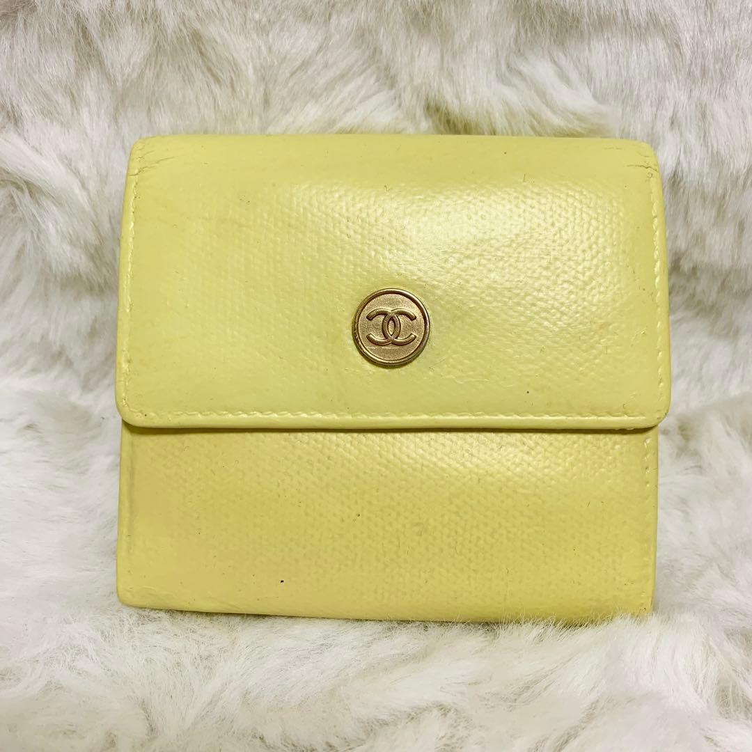シャネル　3つ折り財布　wホック　ココマーク　レモンイエロー
