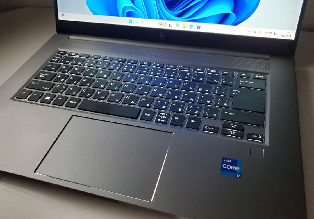 Windowsノート本体 ZBook G8 Corei7-11800H 32GB NVIDIA T1200