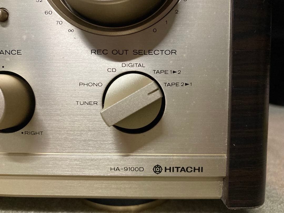 A*2様 Hitachi HA-9100D デジタルアンプ