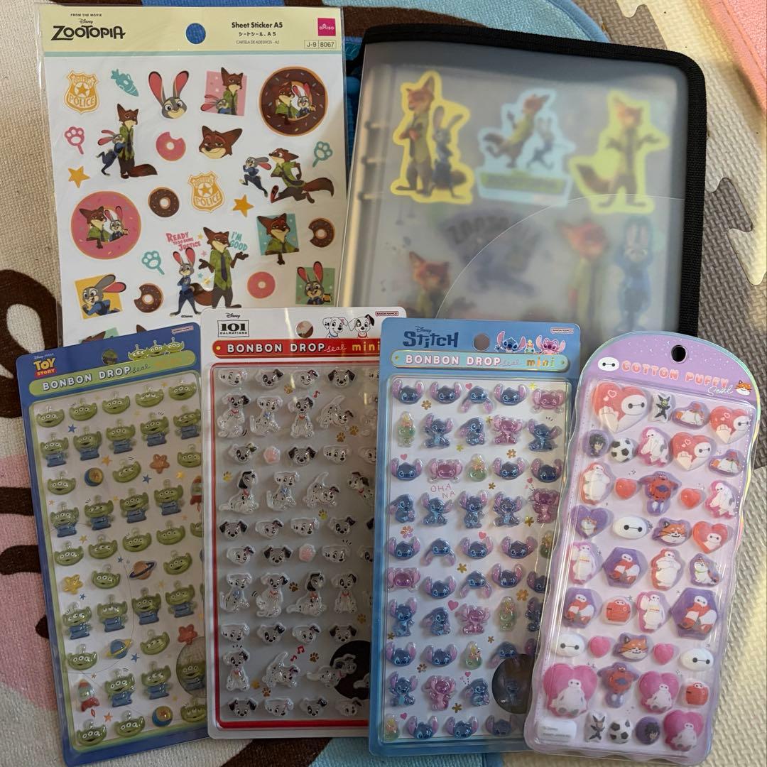 ディズニー　ボンドロミニ(新品) ＋ シール帳完成品