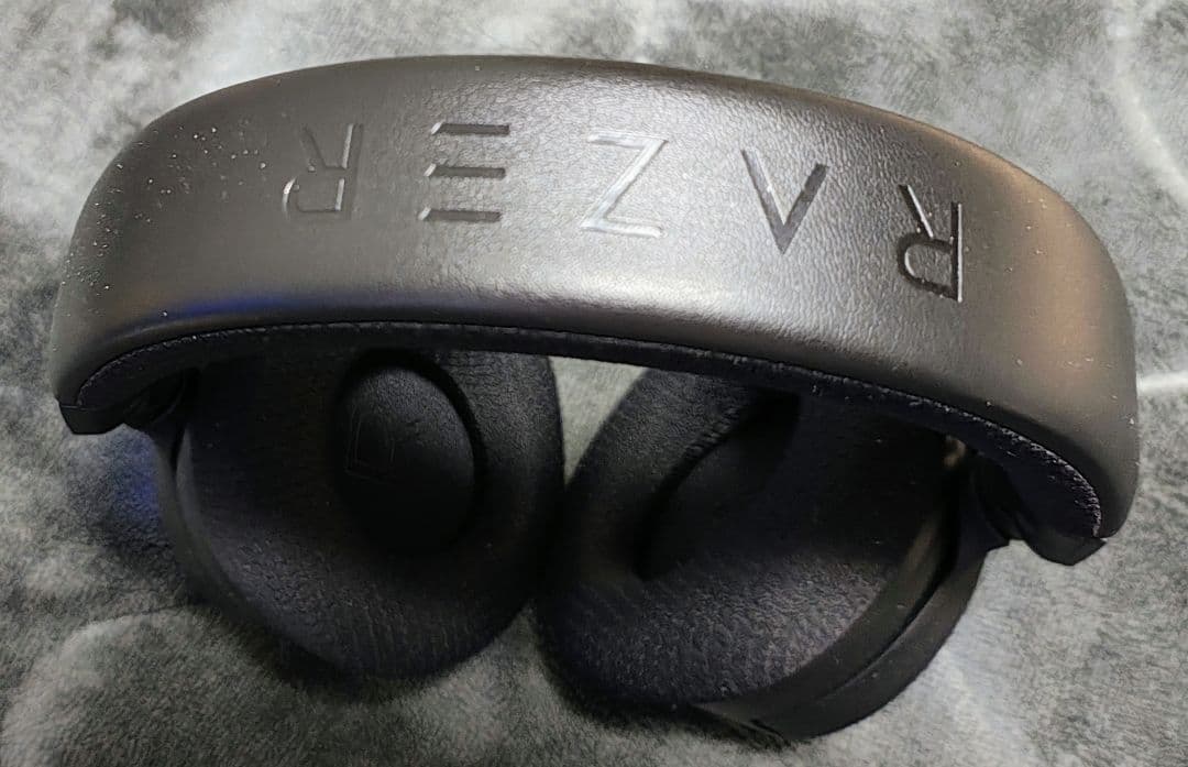 Razer Kraken V4 ワイヤレスゲーミングヘッドセット