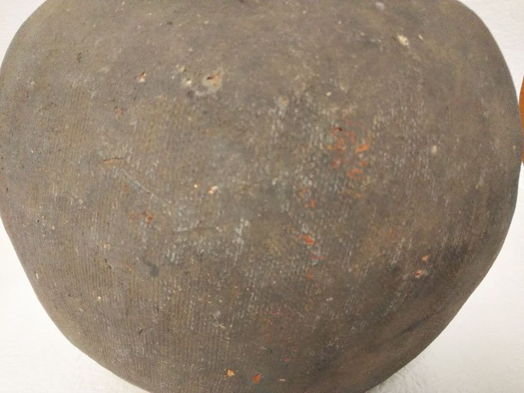 須恵器系（！？）やや大振りな丸壺