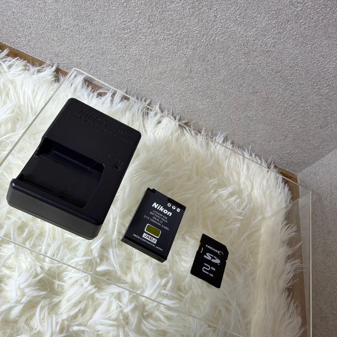 【美品】 Nikon COOLPIX S620 ニコン デジカメ 付属品多数