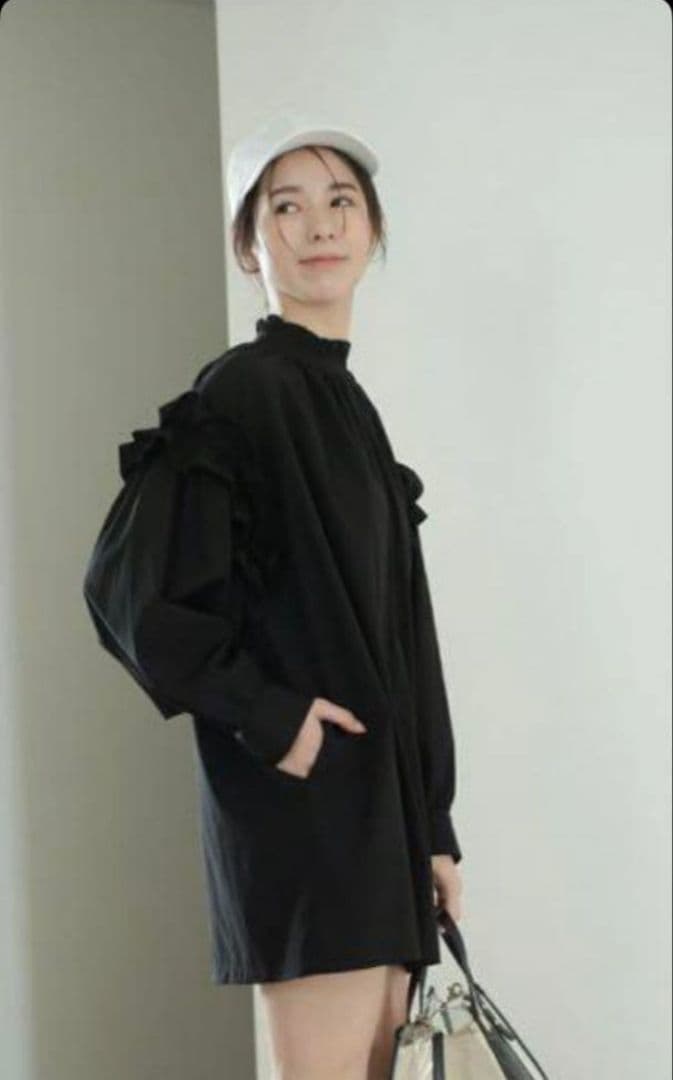 新品　未使用　メゾンドドルチェ　ラッシュガード　オールインワン