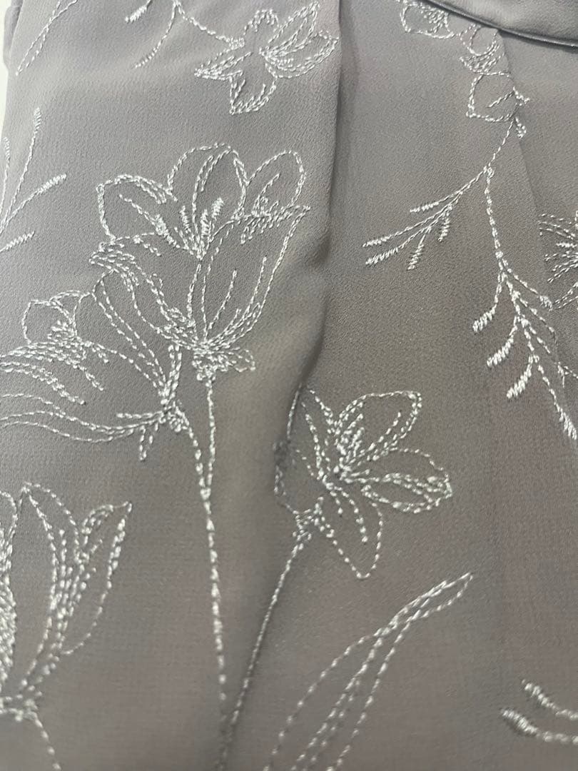 新品未使用＊ANY SIS 【Lily Calin】エンブロイダリードレス