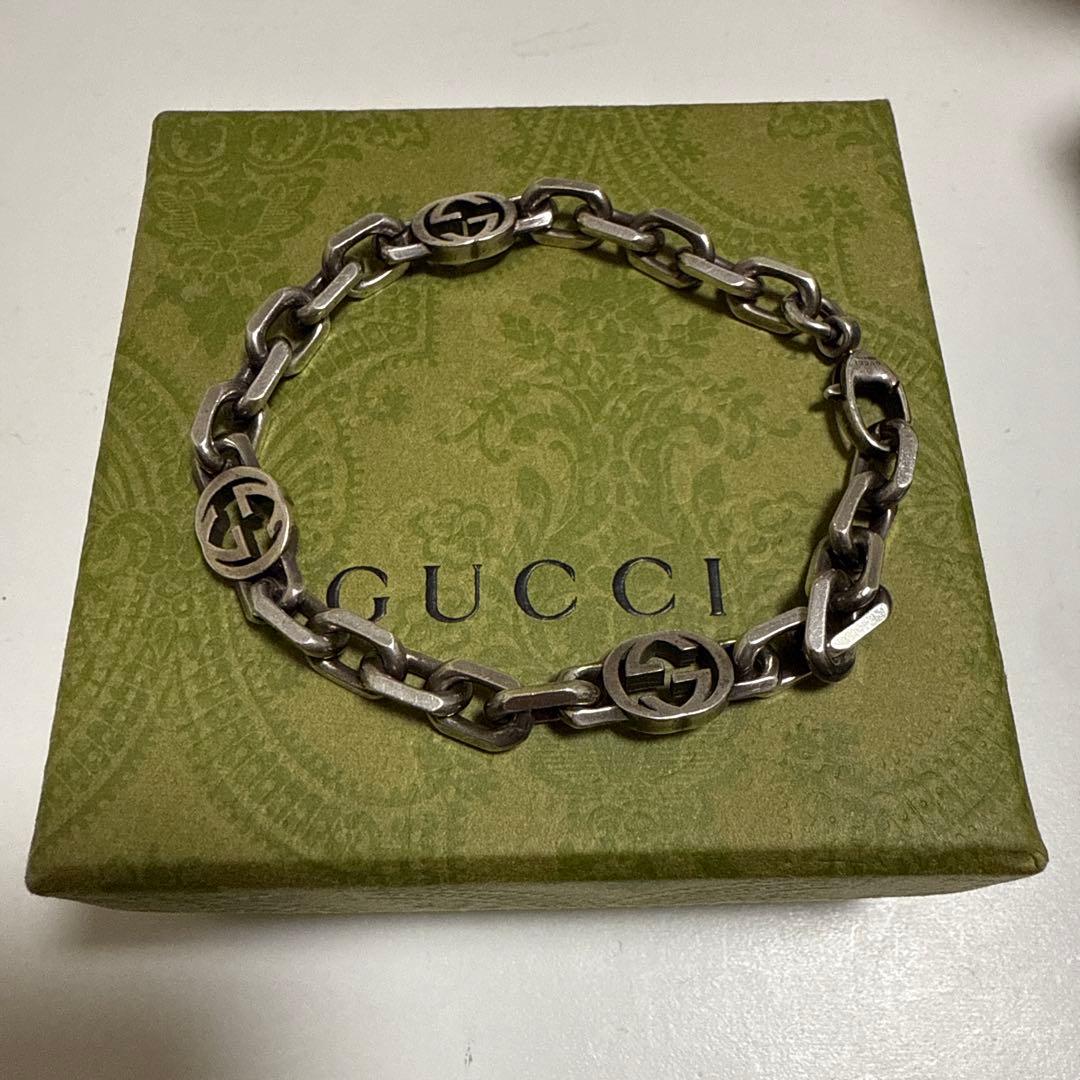 GUCCI シルバーチェーンブレスレット