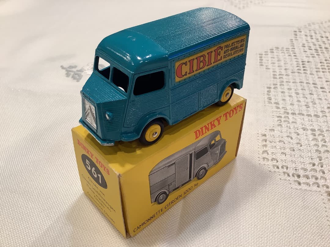 美品　激レア 仏製　DINKY TOYS CITROEN1200kg ミニカー