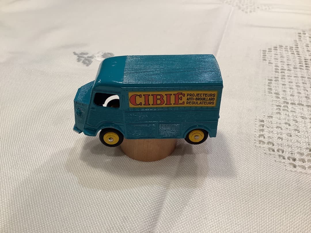 美品　激レア 仏製　DINKY TOYS CITROEN1200kg ミニカー