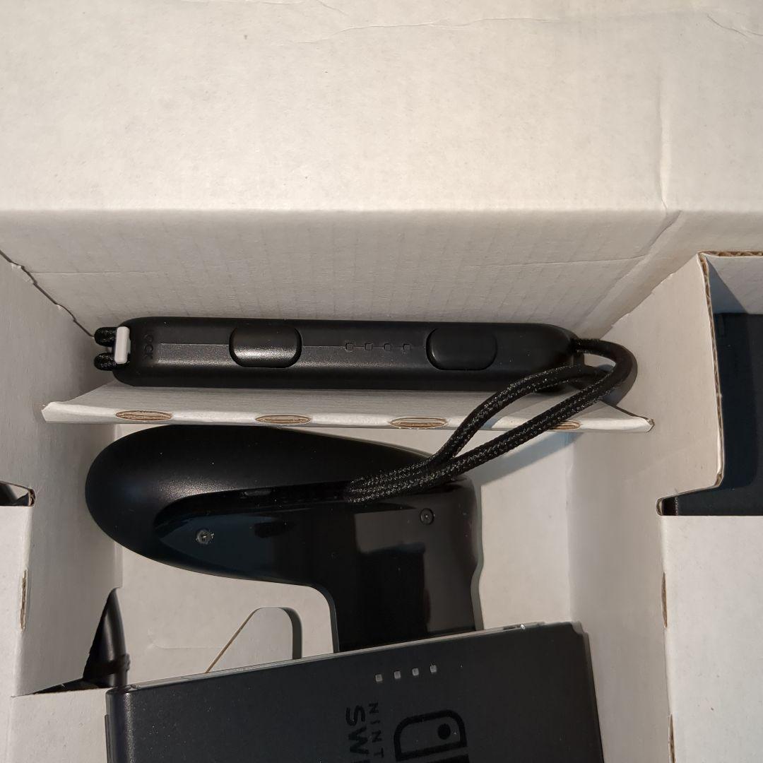 美品　Nintendo Switch 本体 グレー　ジョイコン付き