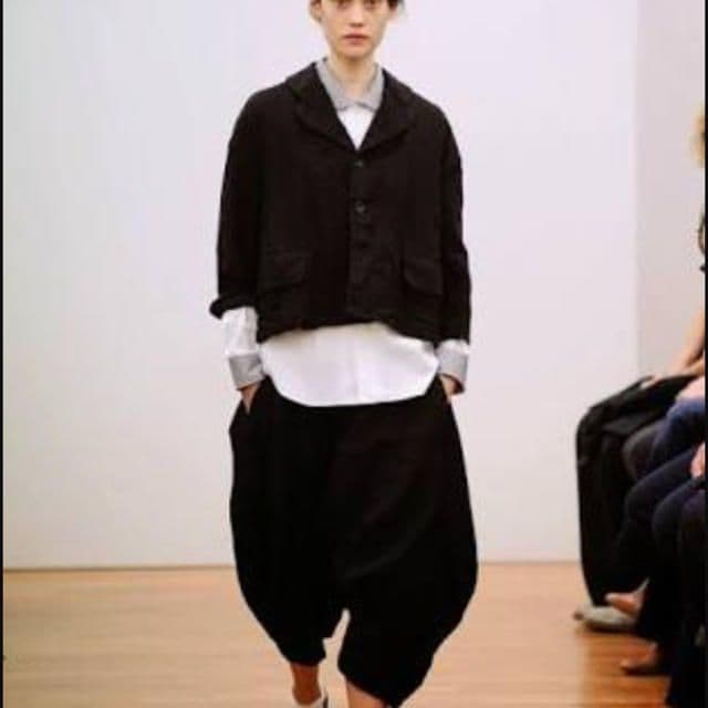 【たつ】ブラックコムデギャルソン　バルーンサルエルパンツ