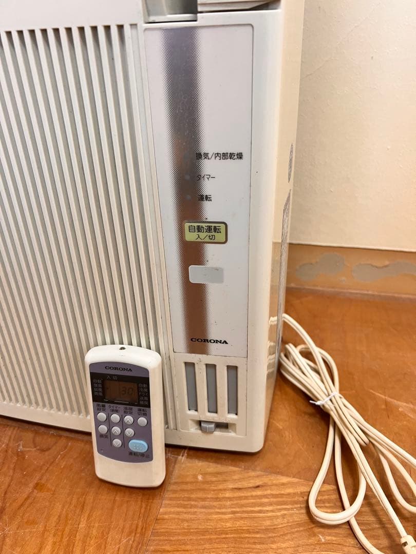 CORONA CWH-1814 コロナ窓用エアコン 暖房冷房窓用リモコンある