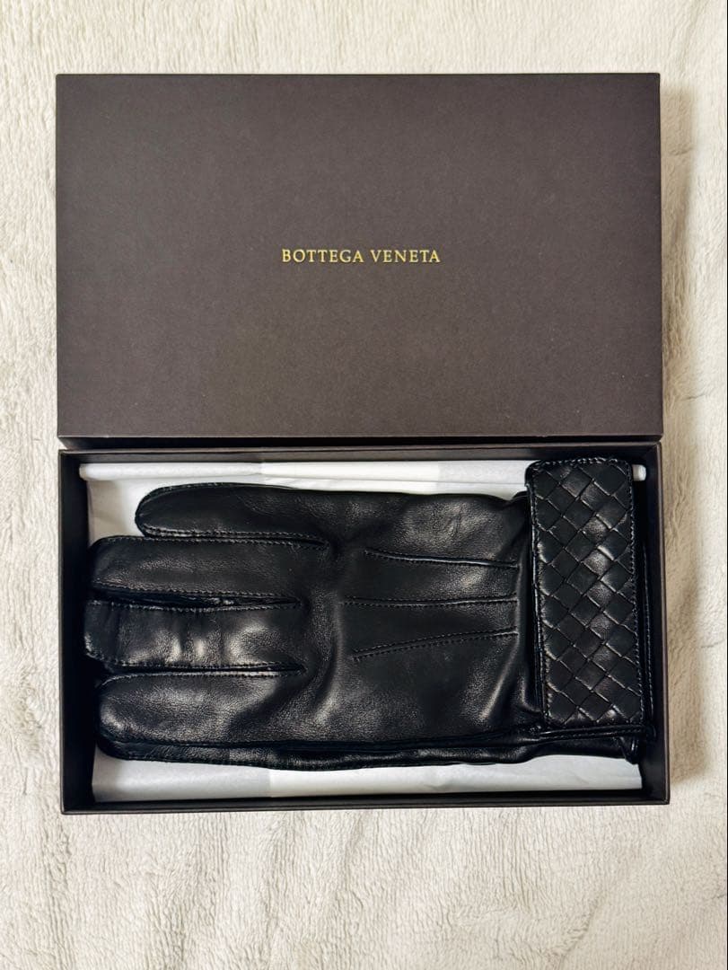 【土日限定セール】Bottega Veneta 黒手袋 編み込みカフ付き