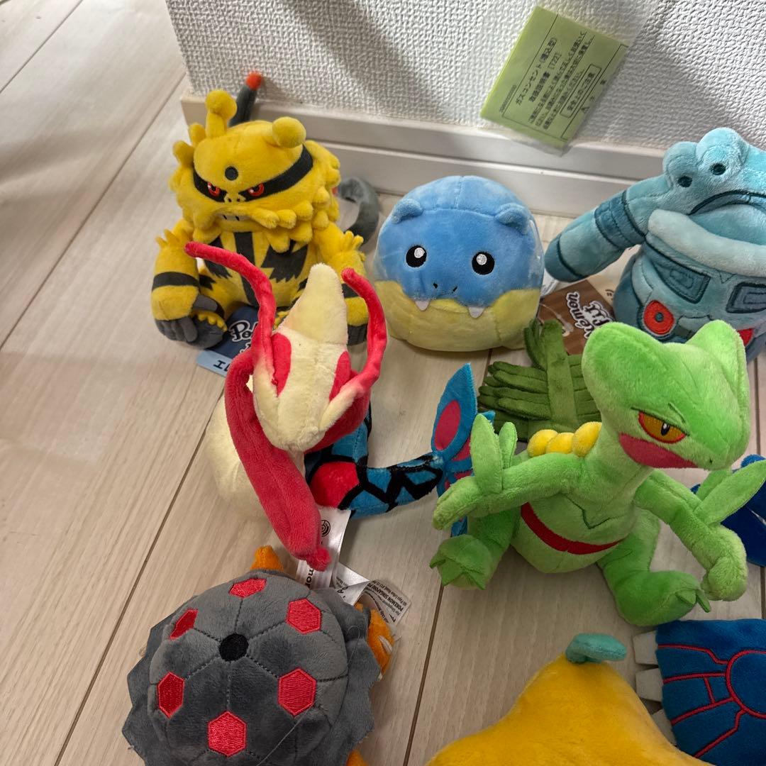 ポケモンfit まとめ売り　カイオーガ　ジラーチ　トリトドンなど