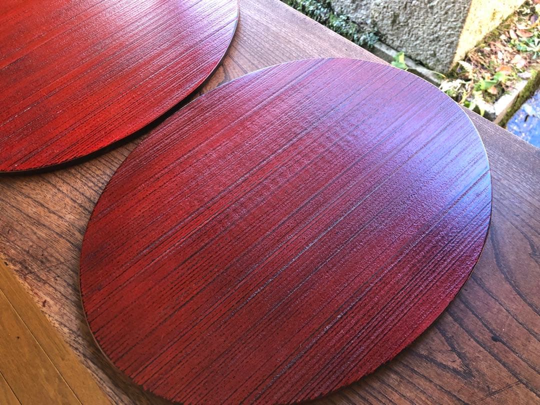 どっしり刳り貫き木地に深みある溜塗の美しいお膳3点（検越前塗敷板お盆