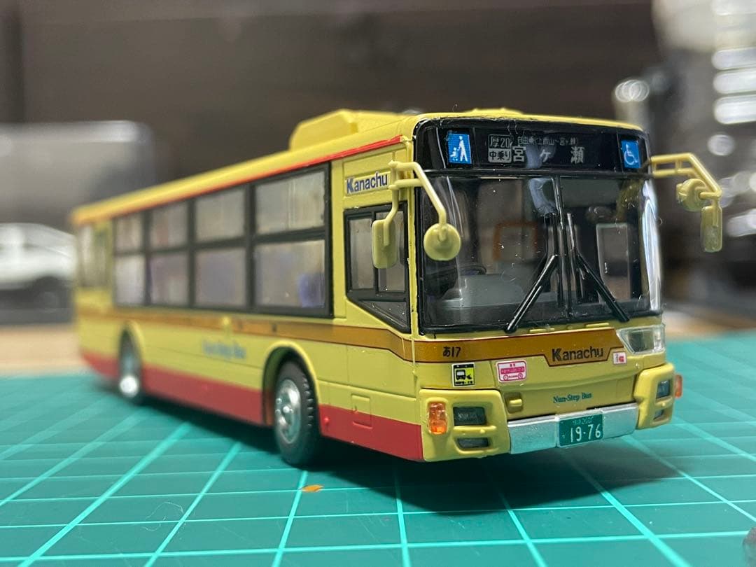 アオシマ　神奈中バス　プラモデル完成品