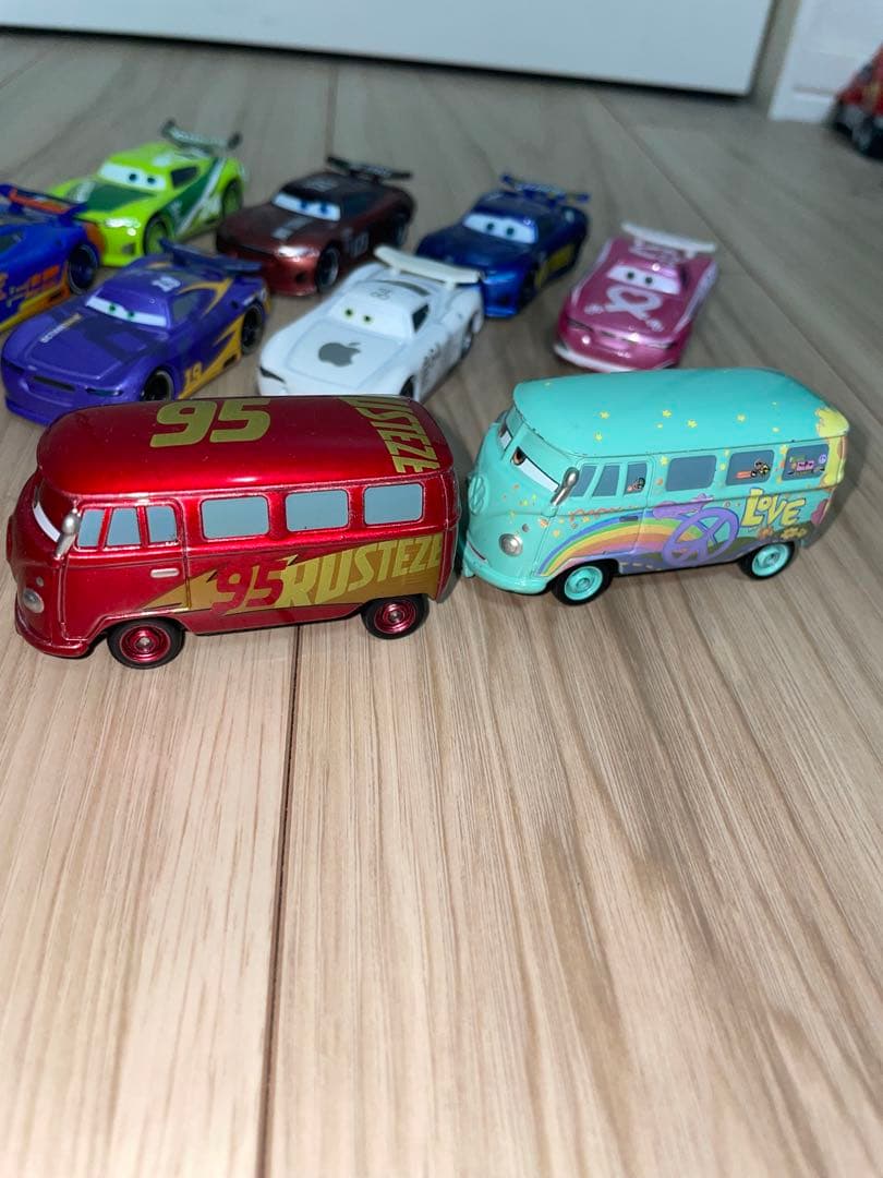 トミカ　カーズ　ミニカー　44台＋トレーラー2台　まとめ売り