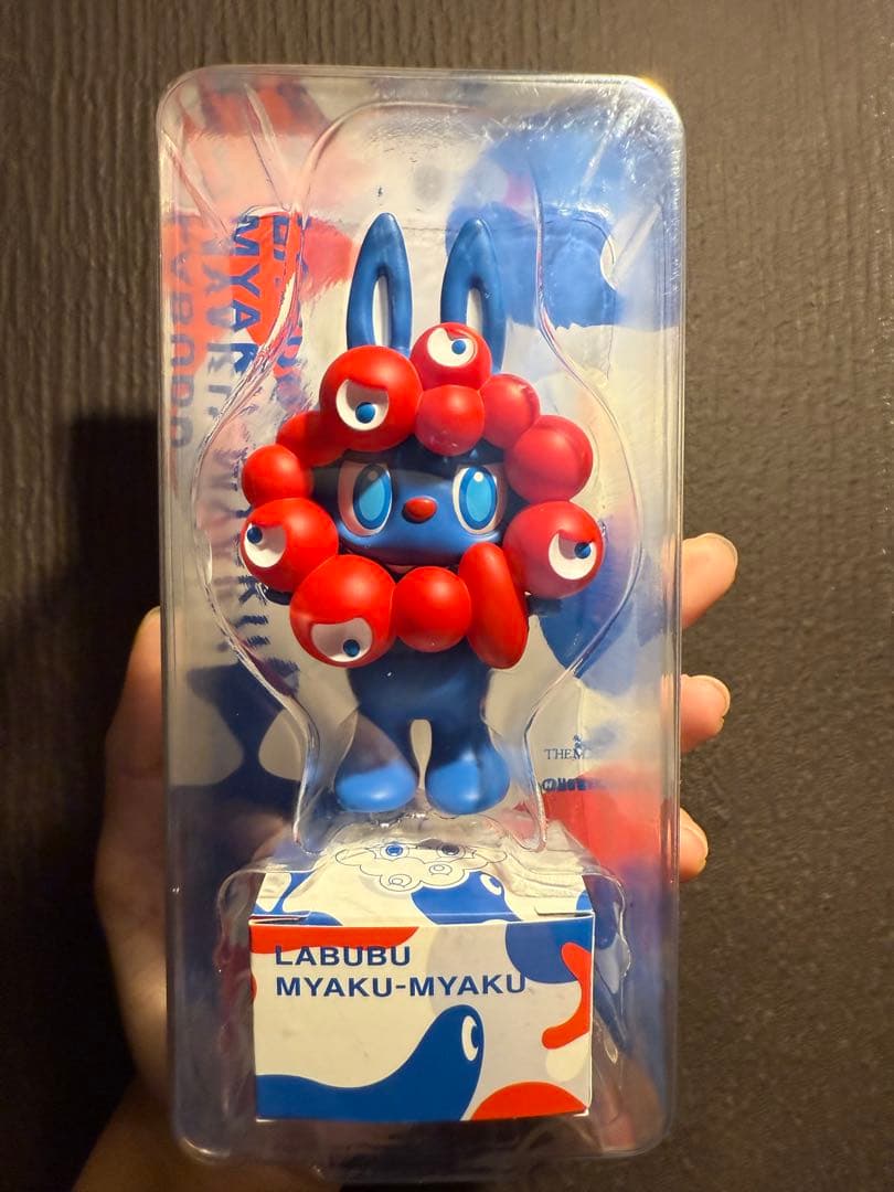 LABUBU MYAKU-MYAKU 万博　ラブブ　ミャクミャク