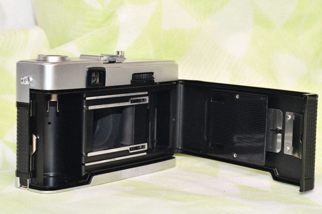 《動作品》OLYMPUS TRIP 35【美品】 a355