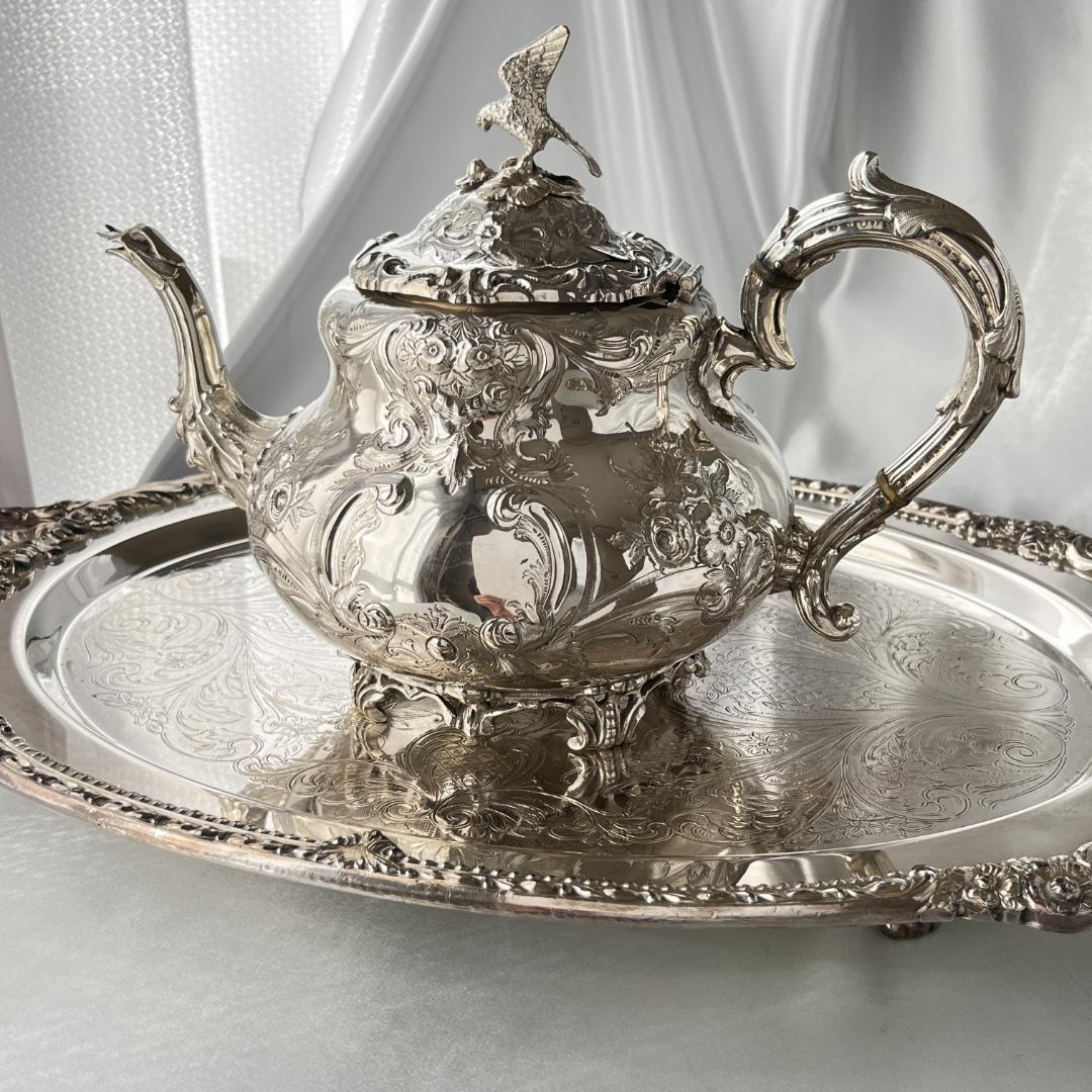 【英国 】 ファルコンとマスカロンのティーポット【シルバープレート】豪華！！
