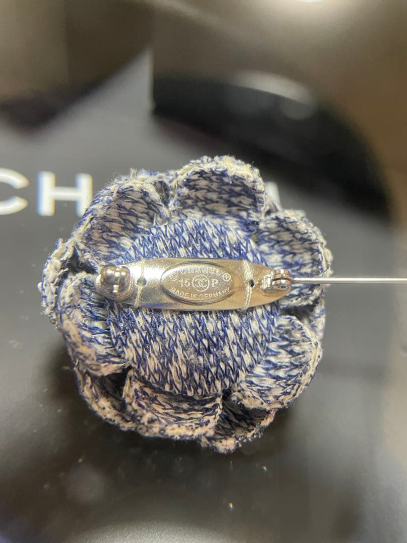 シャネル　ココマークつきカメリア　ブローチ15P まりころ様♡