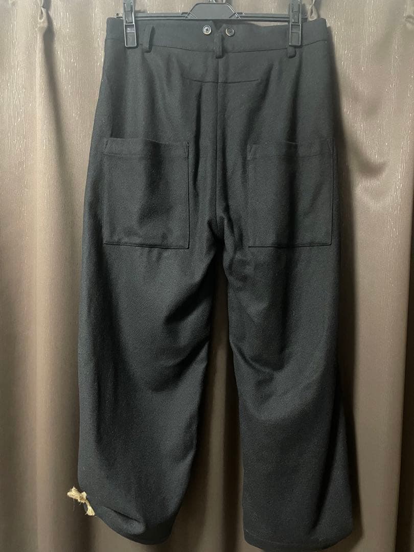 Aleksandr Manamis22-23aw クロップドパンツ