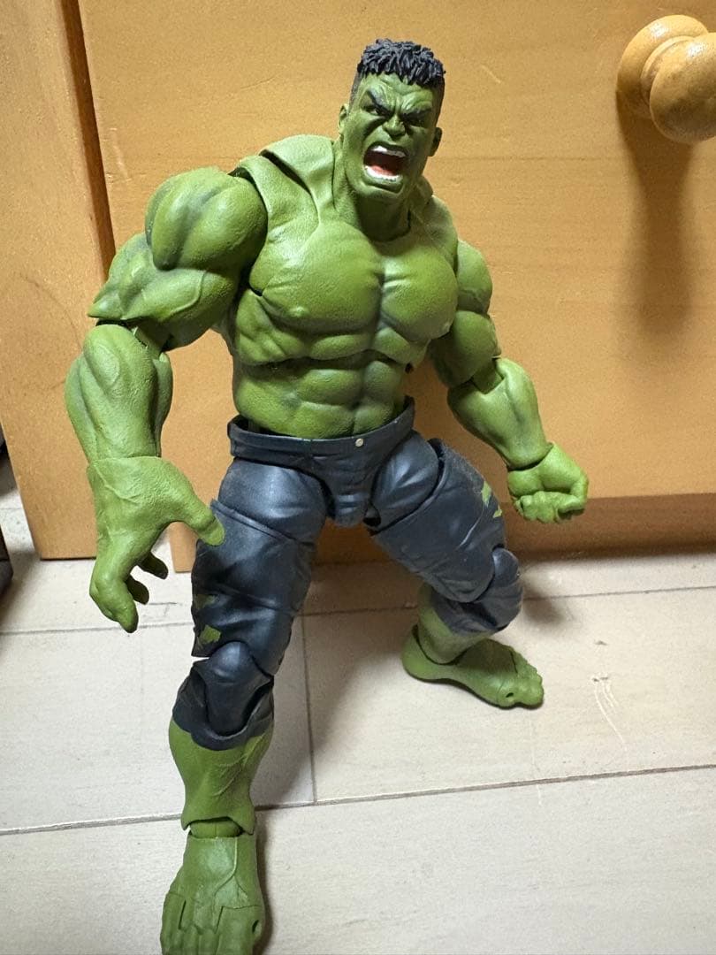 BANDAI ハルク フィギュア アベンジャーズ