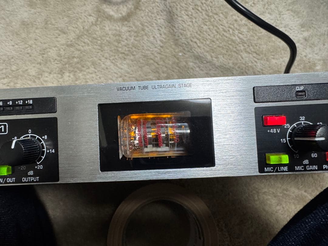 配信機器・PA機器・レコーディング機器 BEHRINGER ULTRAGAIN PRO MIC2200