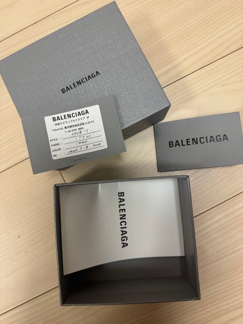 BALENCIAGA 三つ折り財布 メタリックブラック　レザー