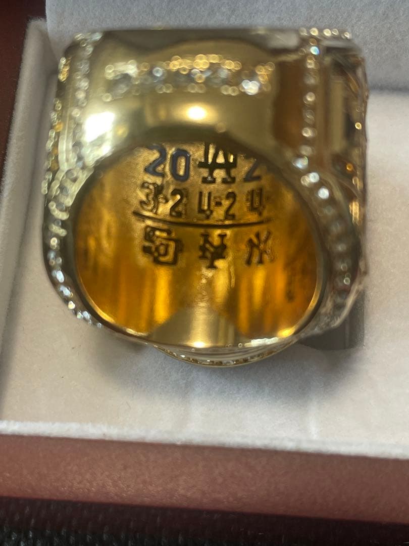 大谷翔平サインボールとLA Dodgersリングセット(2024)