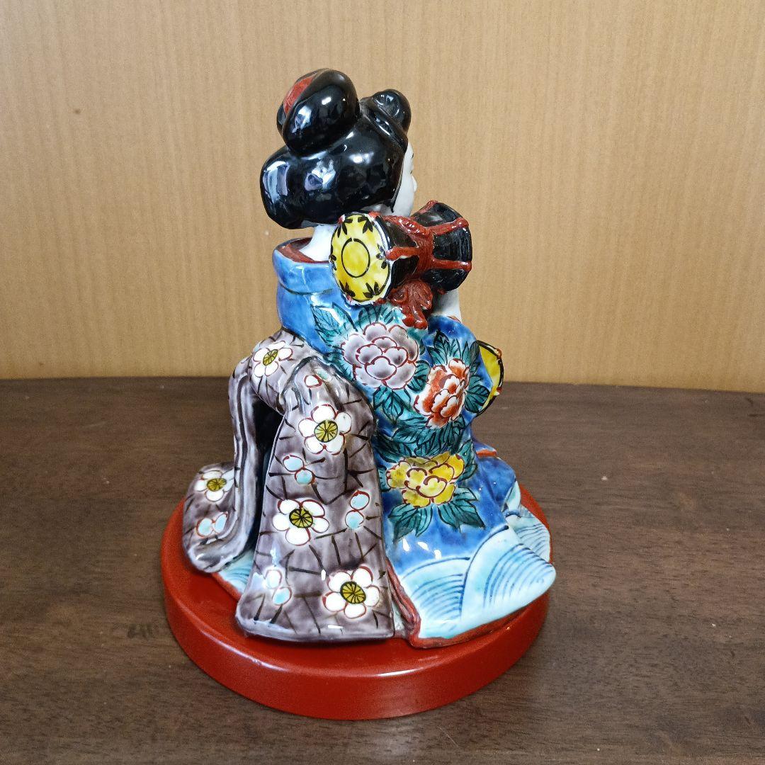 鼓を打つ舞妓さん　九谷焼　陶磁器 置物