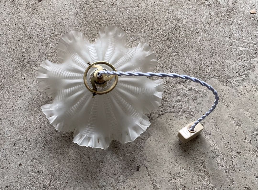 87. 40’s フランスアンティーク　古民家 ガラスシェードペンダントランプ