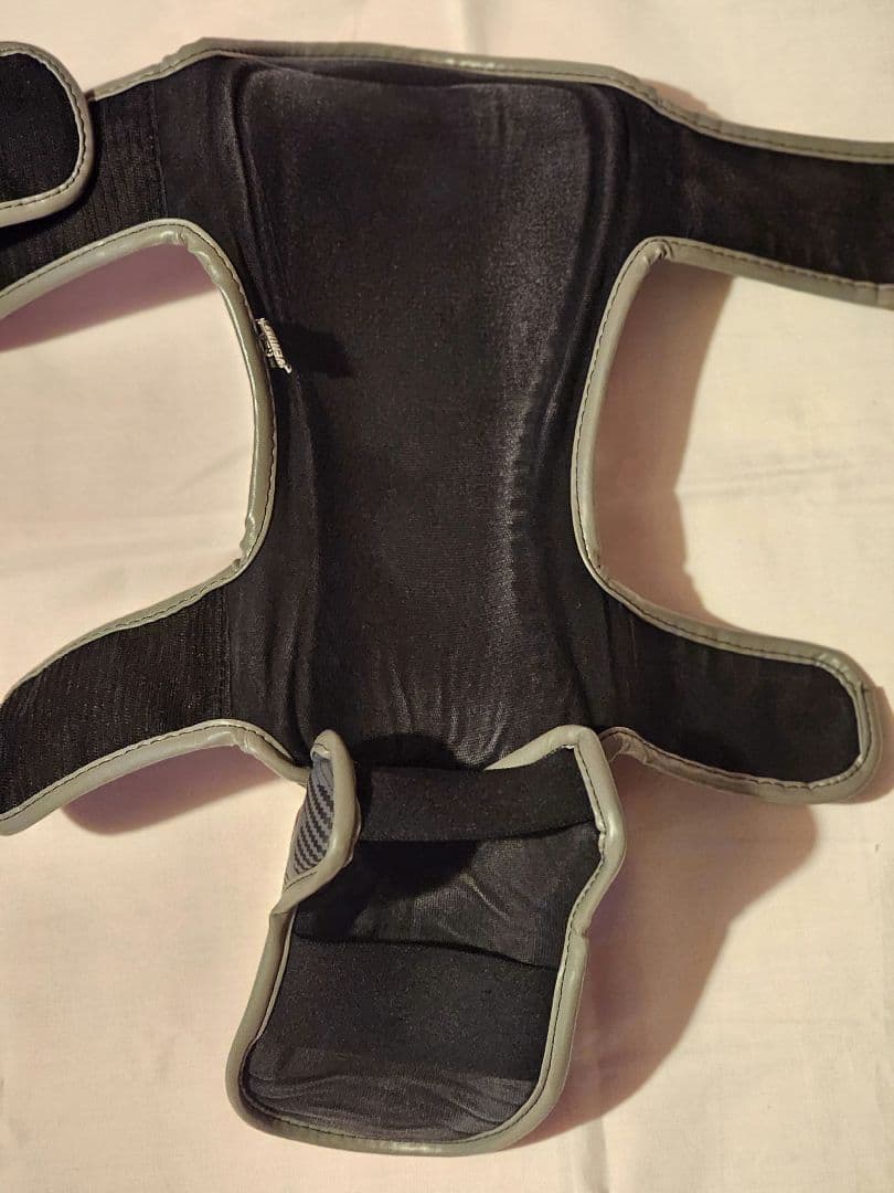 ろひもと　Venum（ヴェナム)　レガース　Mサイズ