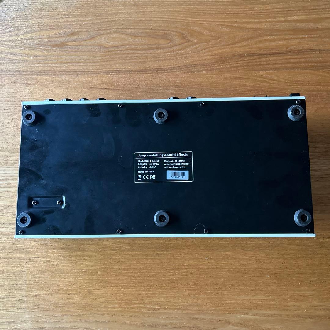 MOOER GE250 ギターエフェクター　マルチエフェクター