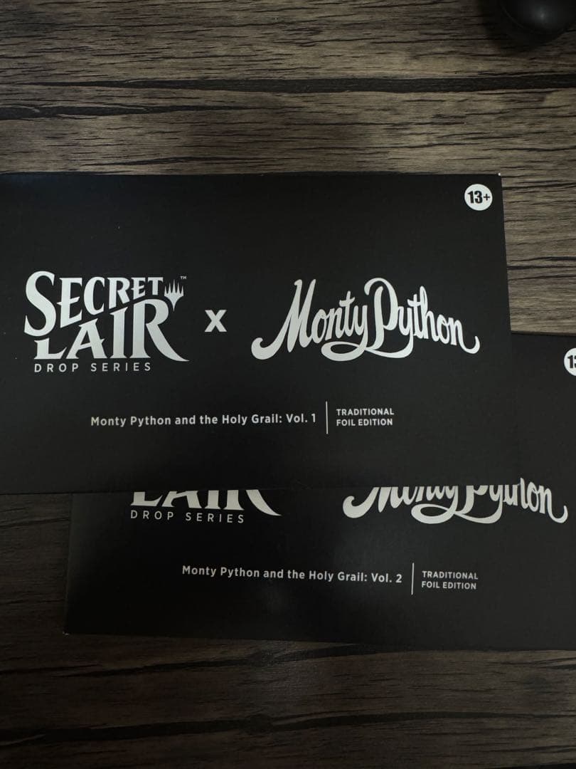 寿*司様 Secret Lair x Monty Python foil edi
