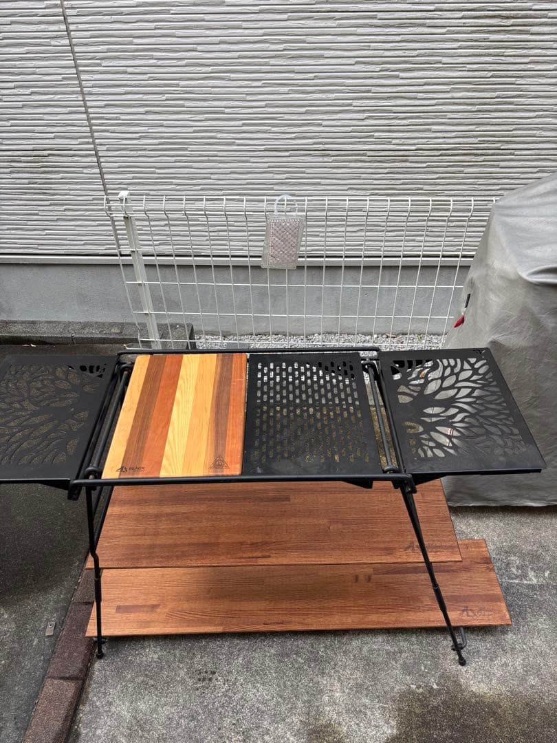 ニーマサイト　ブラックデザイン葉月 一個口目