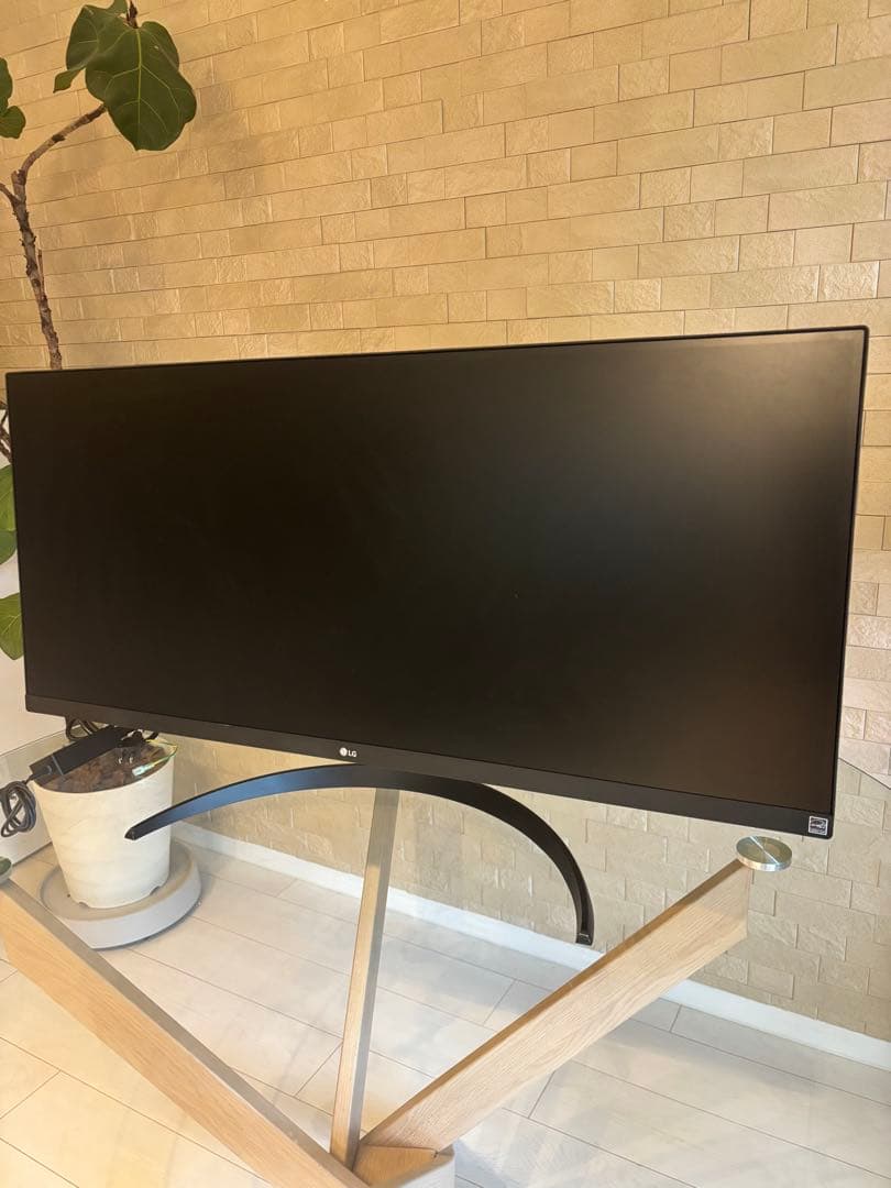LG ウルトラワイドモニター 34インチ　34WP550B