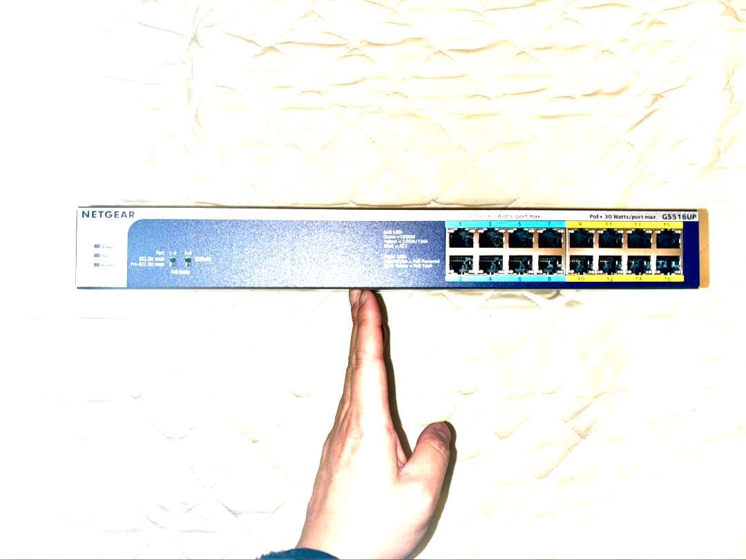 【未使用品】　NETGEAR ネットギア GS516UP-100AJS