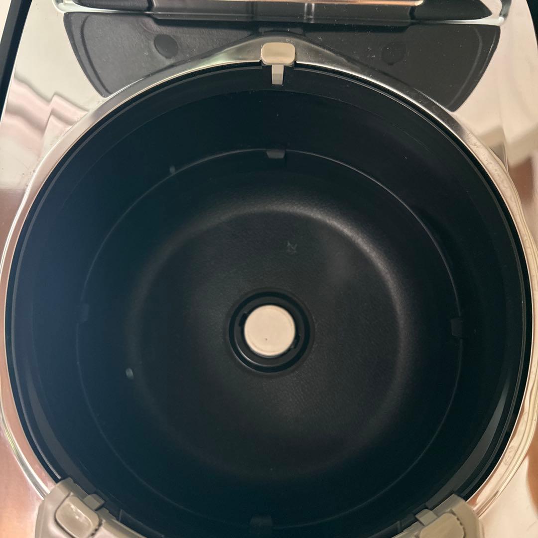 2022年製　Panasonic　SR-MPA102 可変圧力IHジャー炊飯器