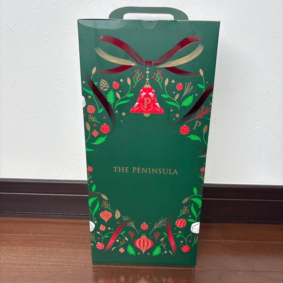 THE PENINSULA クマのぬいぐるみ