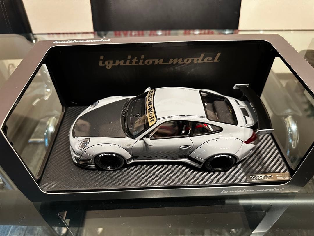RWB997 イグニション1/18 グレー