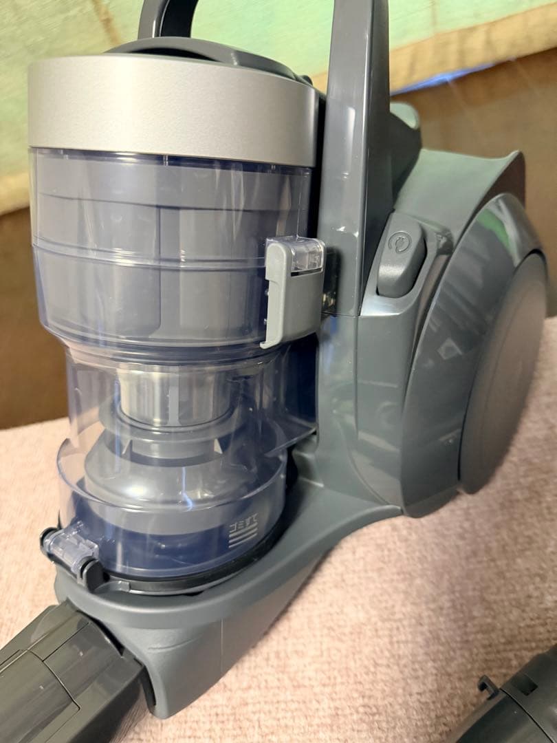 Panasonic サイクロン掃除機　MC-SR44K-A