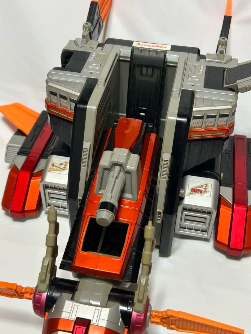 【ウルトラマンメビウス】GUYSマシンシリーズ DXフェニックスネスト