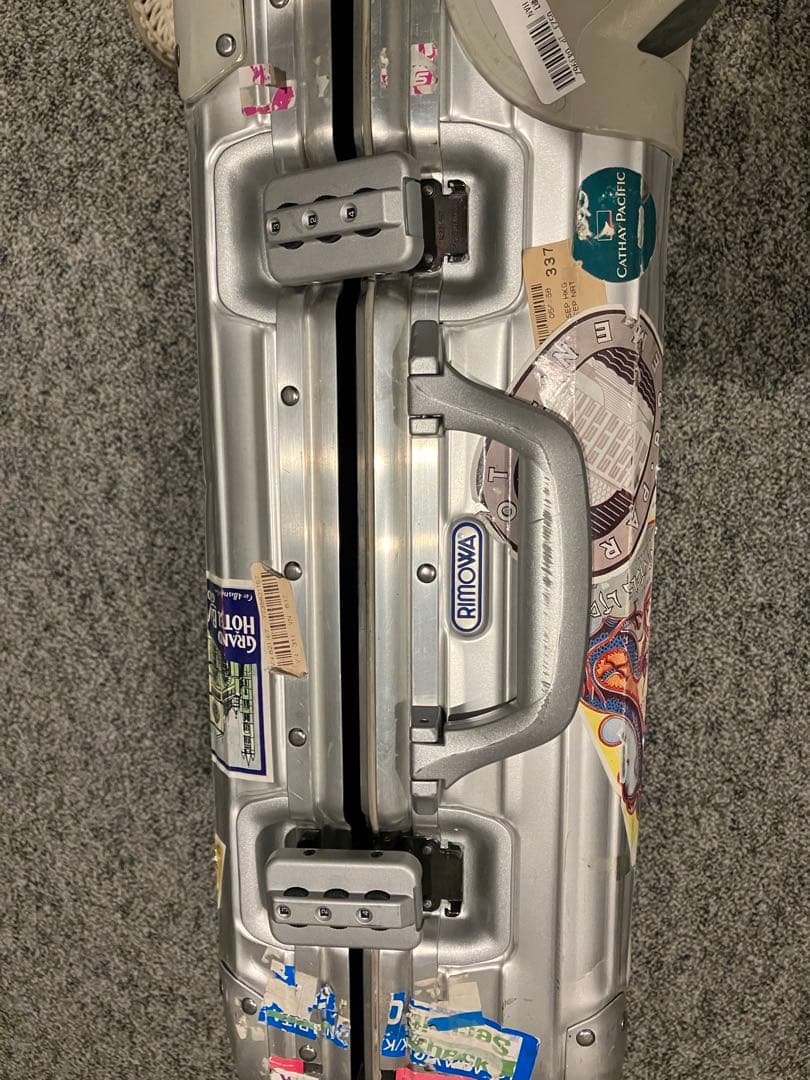 RIMOWAリモワトパーズ35リットルused二輪ジュラルミン