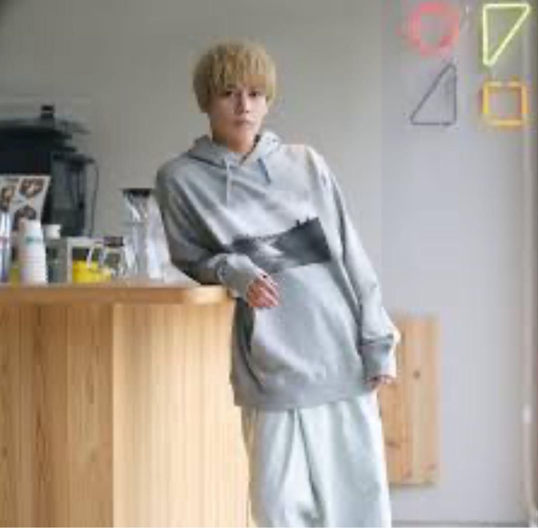 岩岡徹 COMFY パーカー グレー